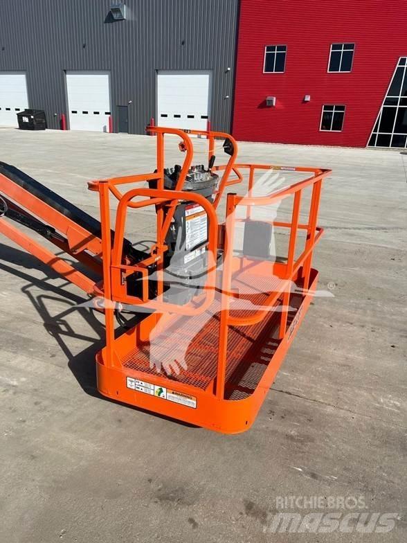 JLG 660SJ Teleskopiskie pacēlāji