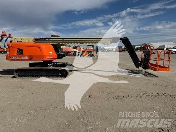 JLG 660SJC Teleskopiskie pacēlāji