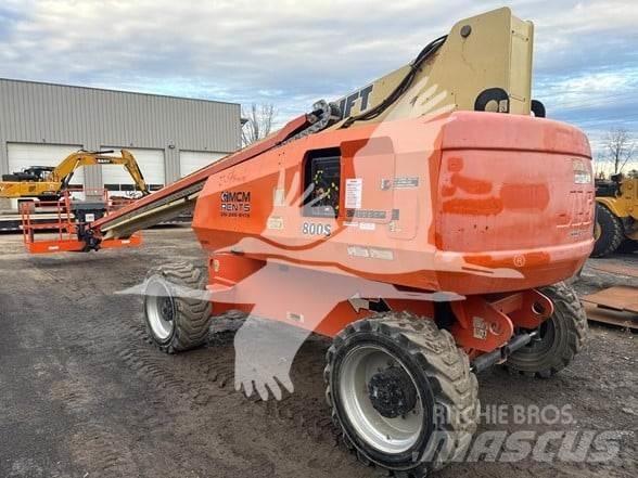 JLG 800S Teleskopiskie pacēlāji