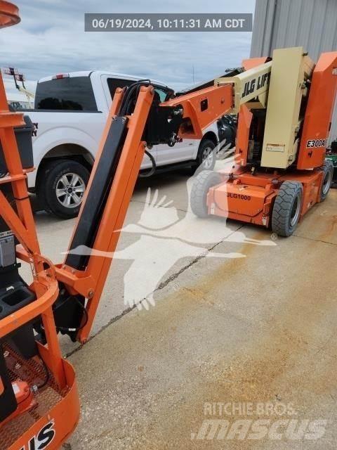 JLG E300AJP Strēles pacēlāji