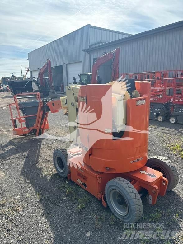 JLG E300AJP Strēles pacēlāji