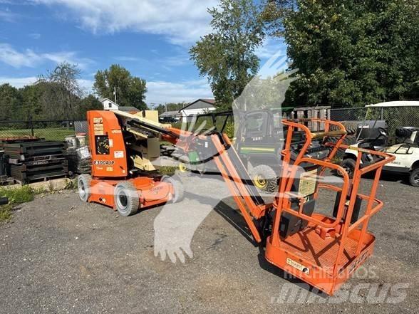 JLG E300AJP Strēles pacēlāji
