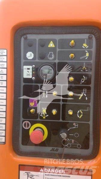 JLG E450AJ Strēles pacēlāji