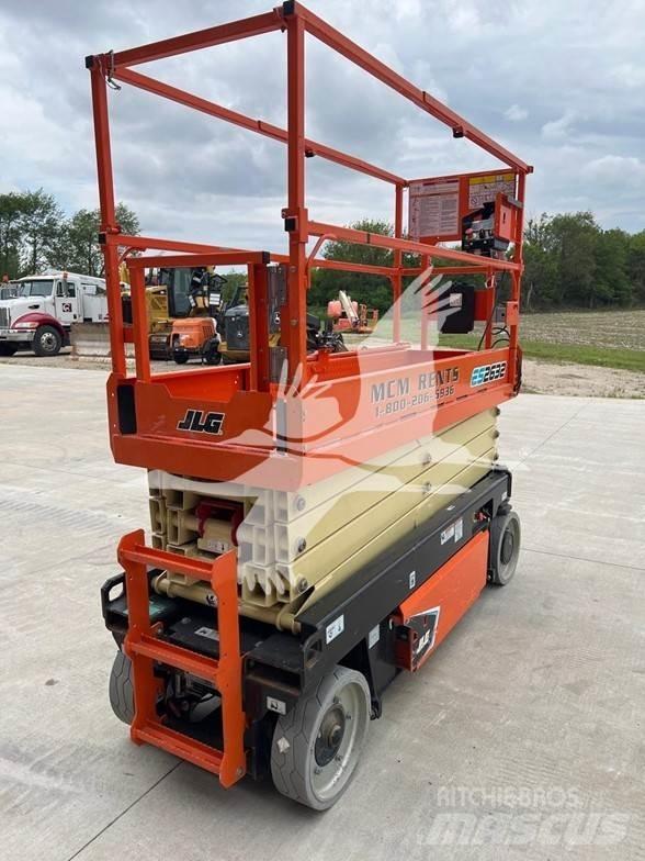JLG ES2632 Šķerveida pacēlāji