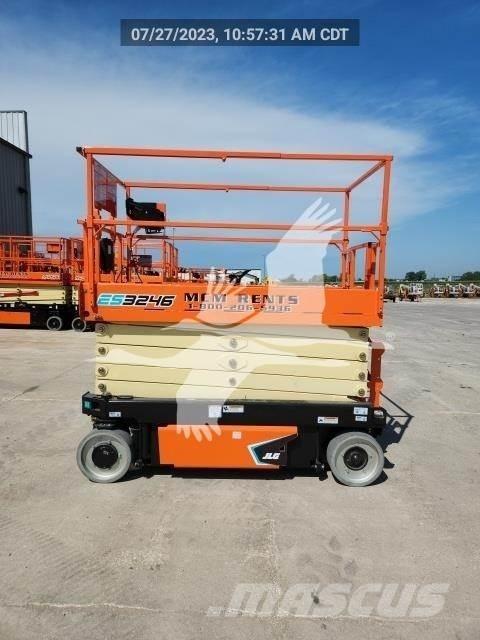 JLG ES3246 Šķerveida pacēlāji
