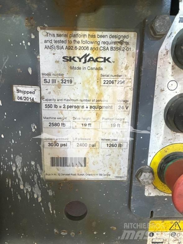 SkyJack SJ3219 Šķerveida pacēlāji