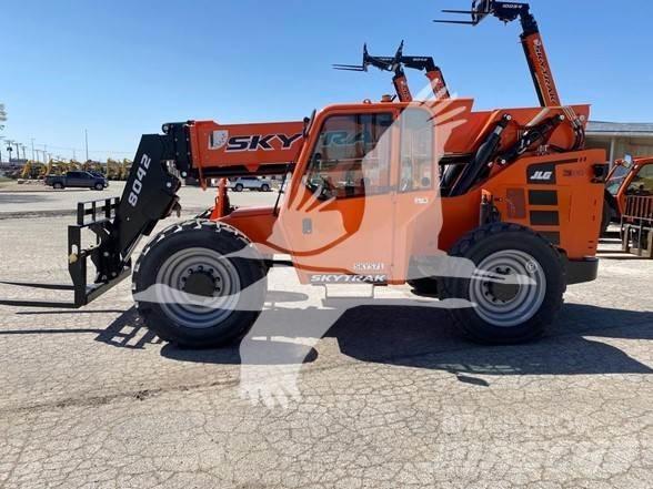 SkyTrak 8042 Teleskopiskie manipulatori