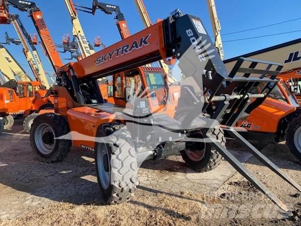SkyTrak 8042 Teleskopiskie manipulatori