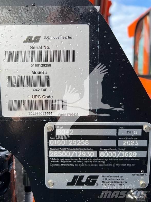 SkyTrak 8042 Teleskopiskie manipulatori