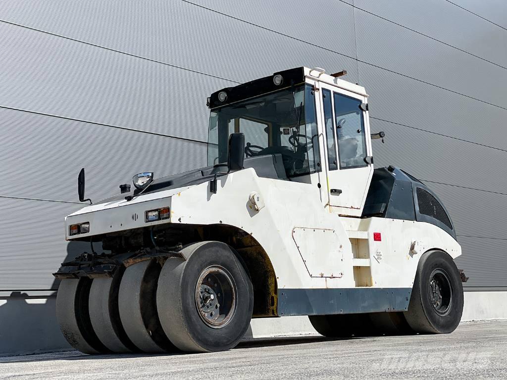 Bomag BW 24 RH Pneimatiskie veltņi
