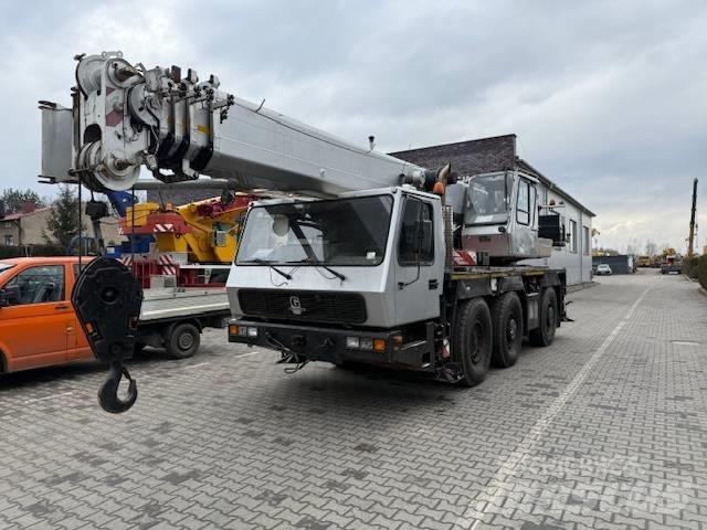 Grove GMK 3050 Visurgājēji celtņi