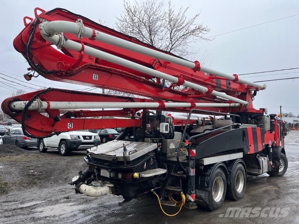 Liebherr 37XXT-Z4 Kravas mašīna- betona sūknis