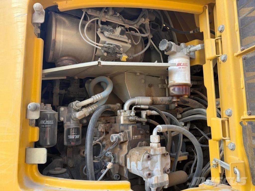 Komatsu PW 118 Ekskavatori uz riteņiem