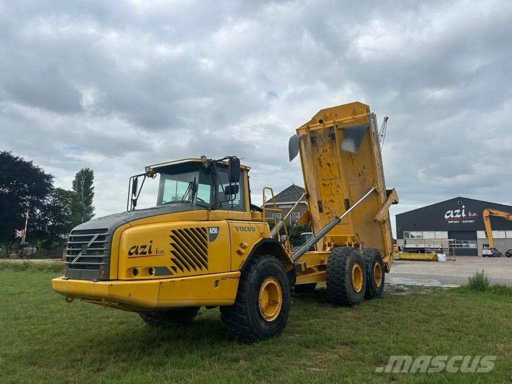Volvo A25D Artikulētie pašizgāzēji