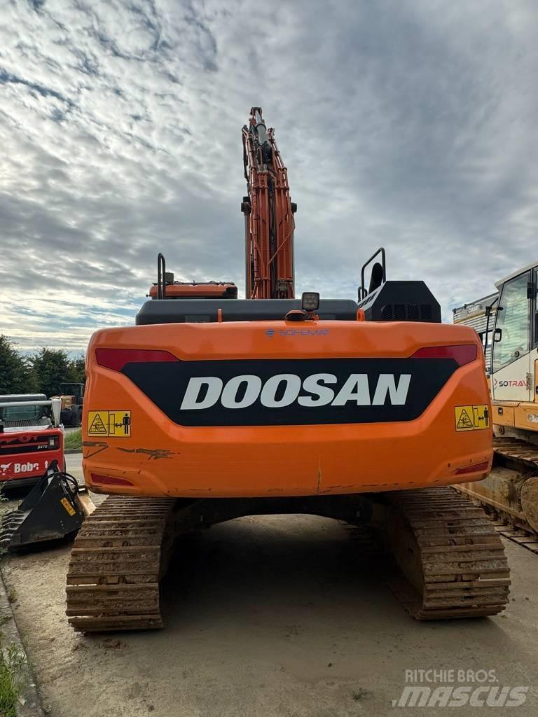 Doosan DX 225 LC-5 Kāpurķēžu ekskavatori