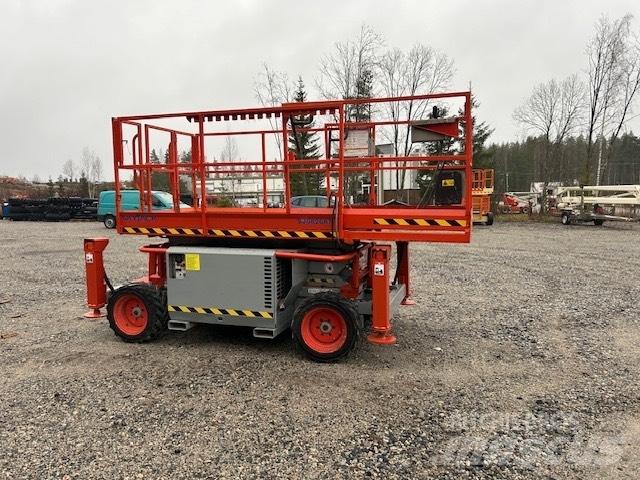 SkyJack SJ 6826 RT Šķerveida pacēlāji