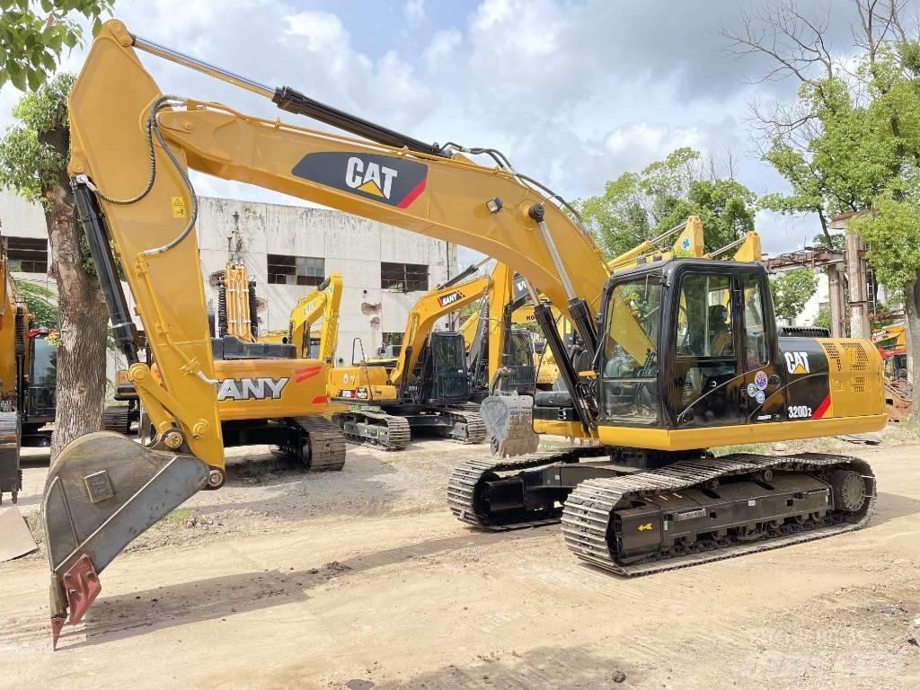CAT 320 D Kāpurķēžu ekskavatori