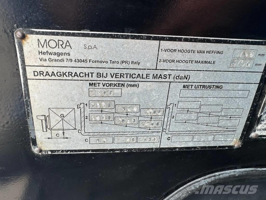 Mora M 80 C Tehnika ar dīzeļa dzinēju