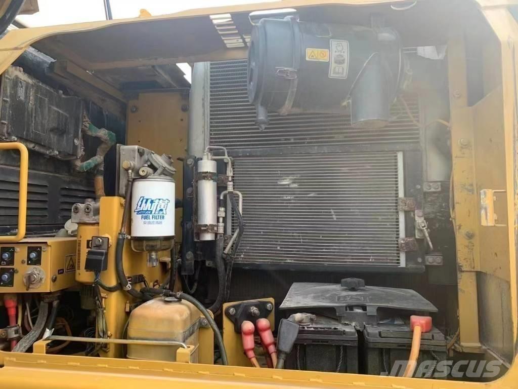 CAT 315D Kāpurķēžu ekskavatori