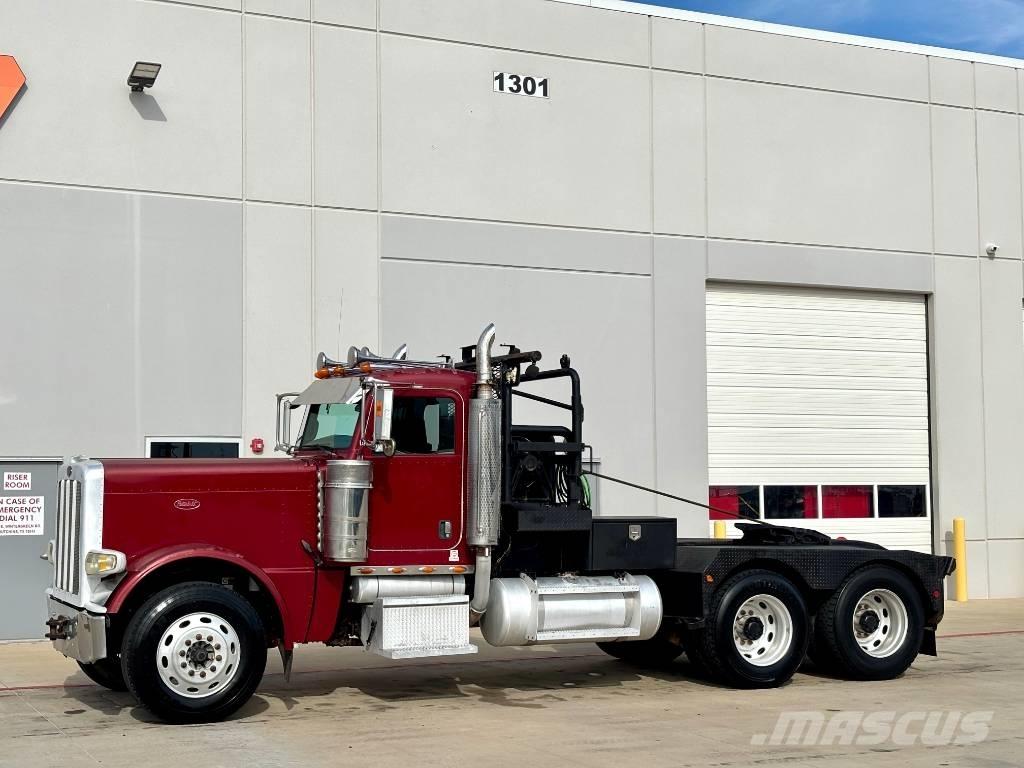 Peterbilt 389 Evakuators ar manipulatoru
