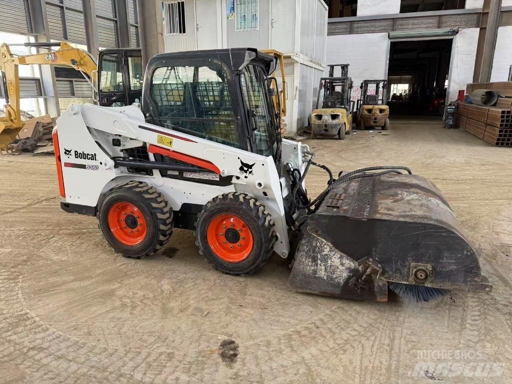 Bobcat S 550 Lietoti riteņu kompaktiekrāvēji