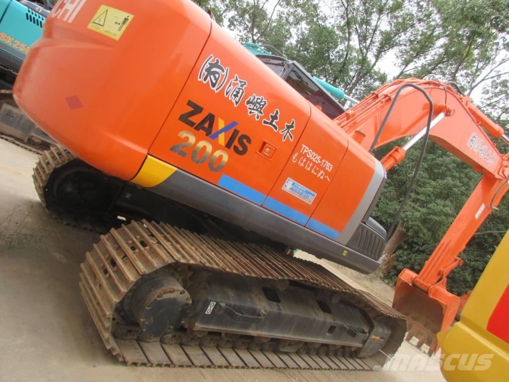 Hitachi ZAXIS  200 3G Kāpurķēžu ekskavatori