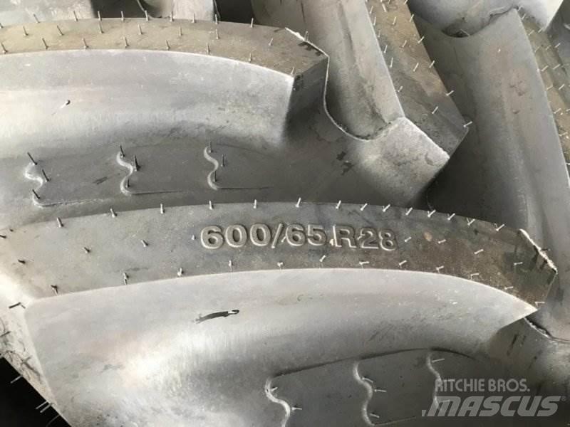 BKT 600/65R28 Riepas, riteņi un diski