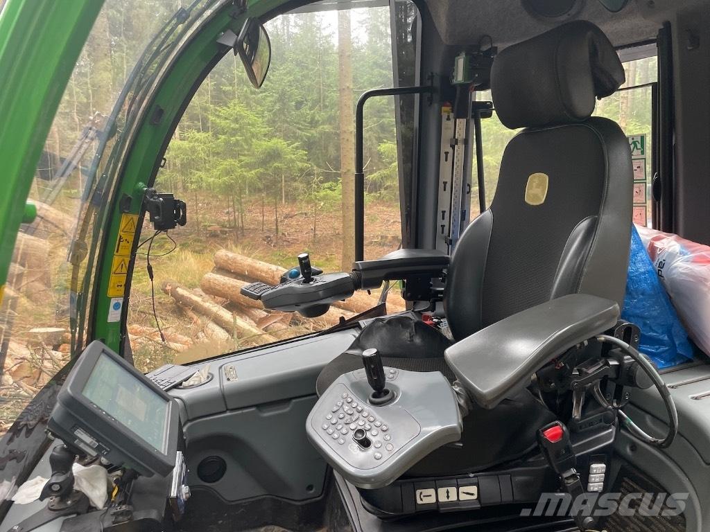 John Deere 1470 G Harvesteri
