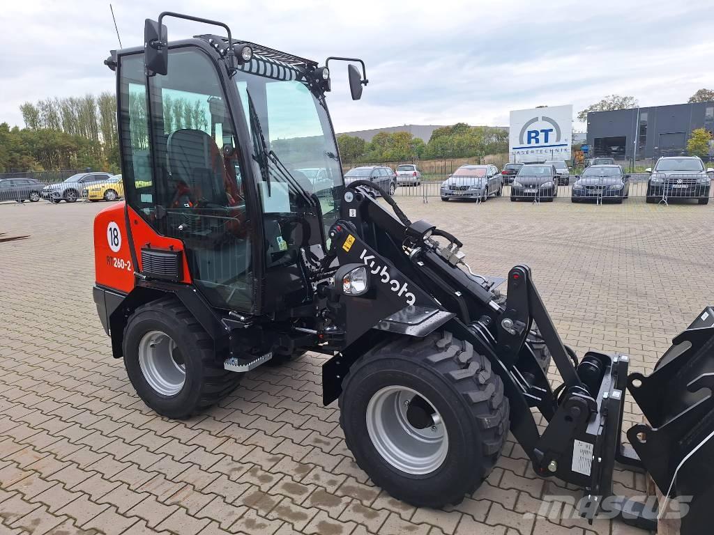 Kubota RT 260-2 Iekrāvēji uz riteņiem
