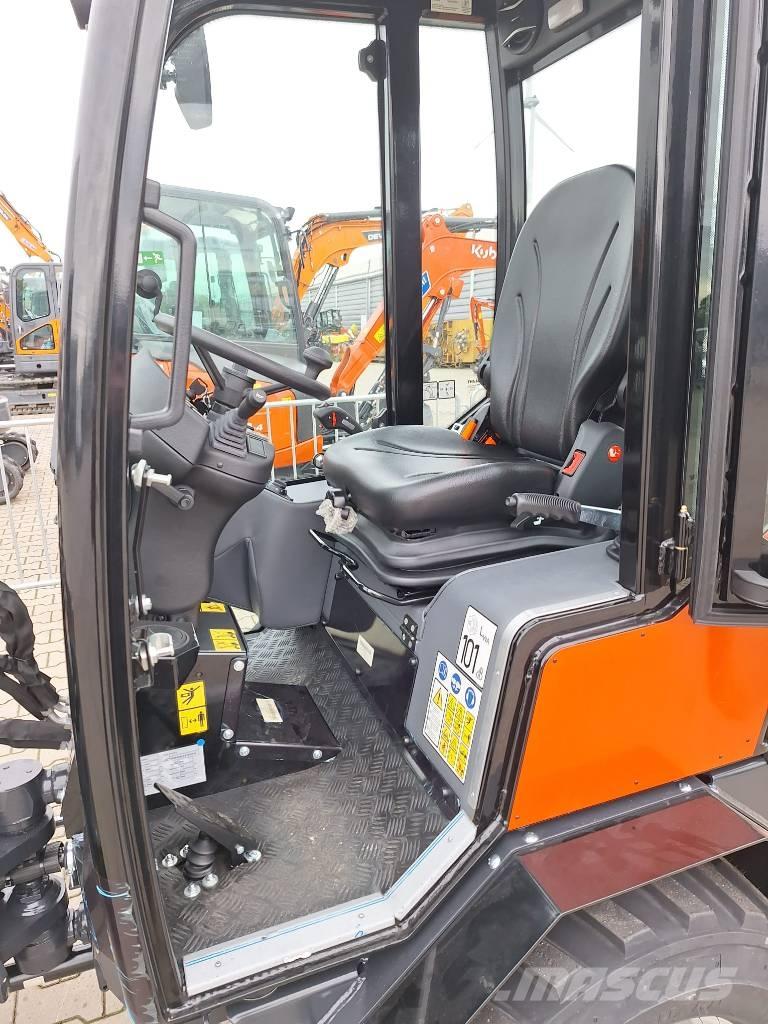 Kubota RT 260-2 Iekrāvēji uz riteņiem