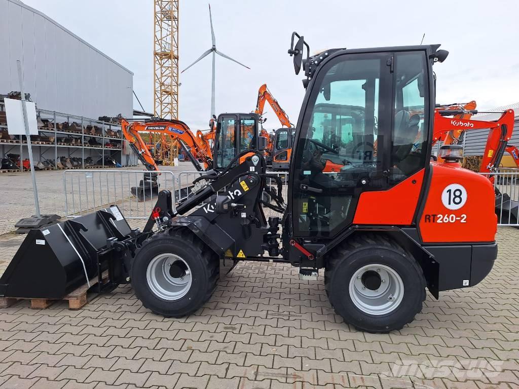 Kubota RT 260-2 Iekrāvēji uz riteņiem