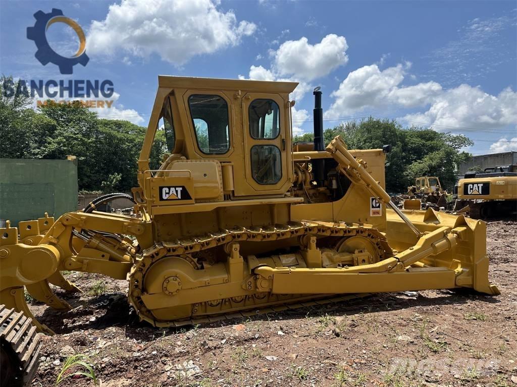 CAT D 7 G Kāpurķēžu buldozeri