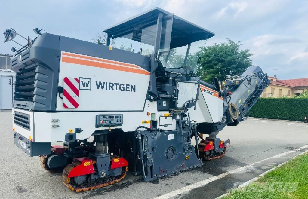 Wirtgen W 150 CFi Asfalta dzesēšanas iekārtas
