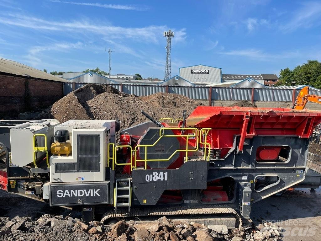 Sandvik QJ 341 Mobilie drupinātāji