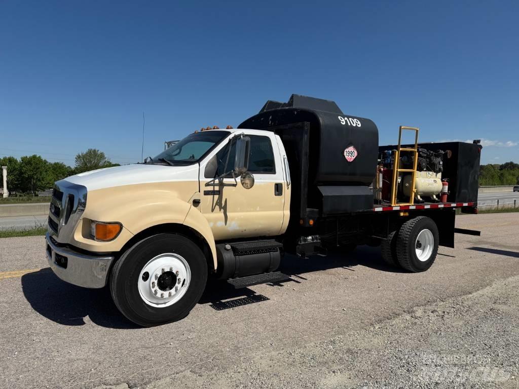 Ford F 750 XLT Pilsētas atkritumvedēji