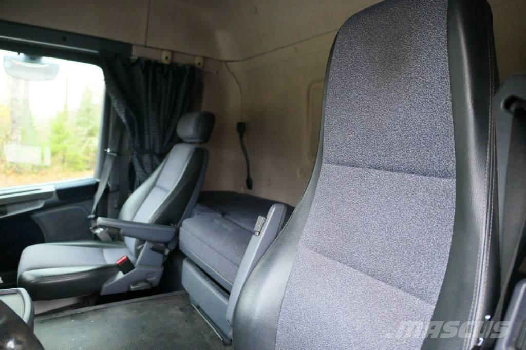 Scania G480cb6x2hsa Treileri ar āķi