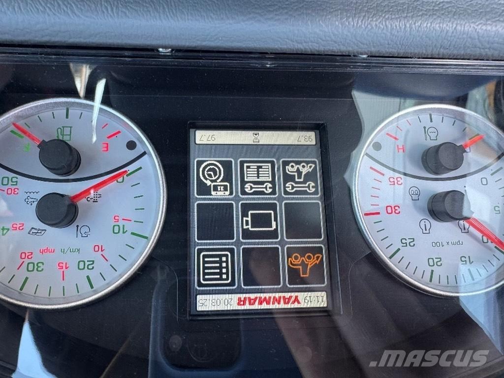 Yanmar V80 (02162) Iekrāvēji uz riteņiem