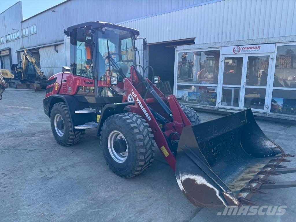 Yanmar V80 (02162) Iekrāvēji uz riteņiem