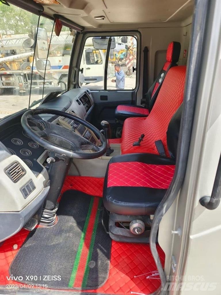 Zoomlion QY50V Visurgājēji celtņi