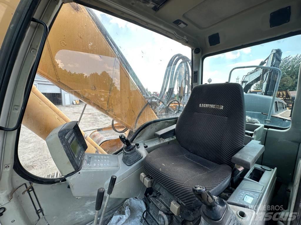 Liebherr R 924 C Kāpurķēžu ekskavatori