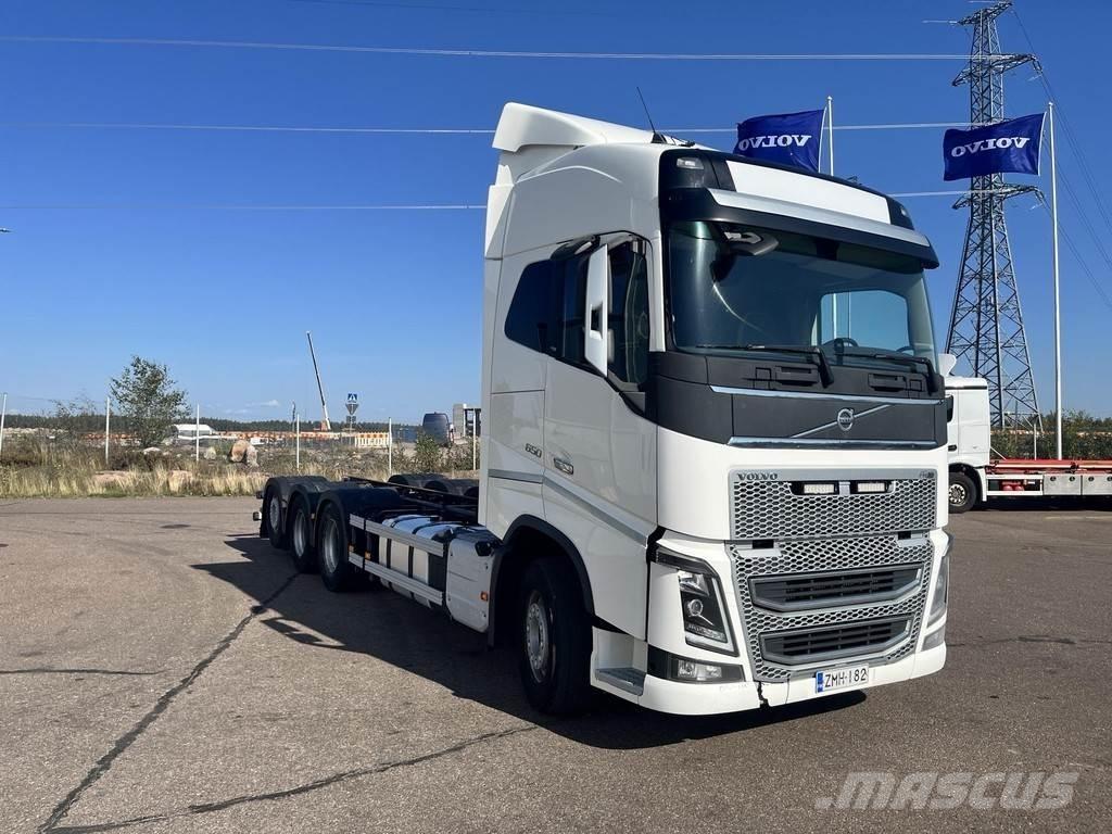 Volvo FH Šasija ar kabīni