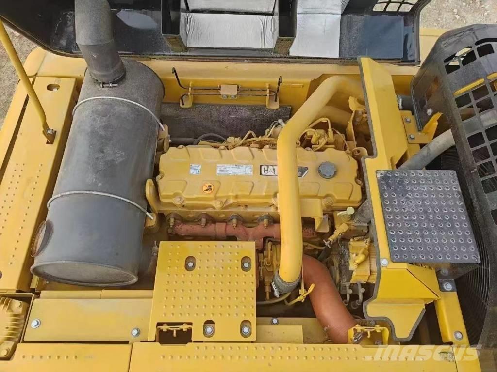 CAT 340 D L Kāpurķēžu ekskavatori