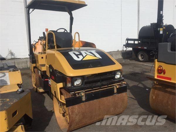 CAT CB 334 D Divvalču grunts veltņi