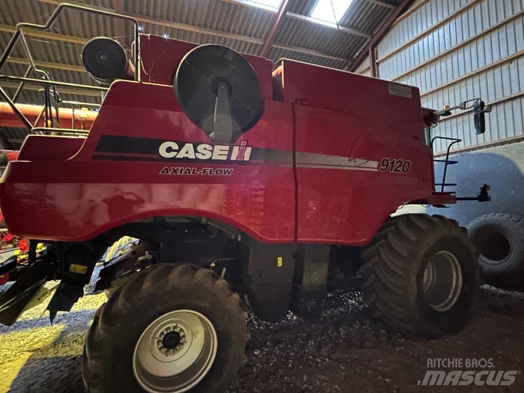 Case IH 9120 Ražas novākšanas kombaini