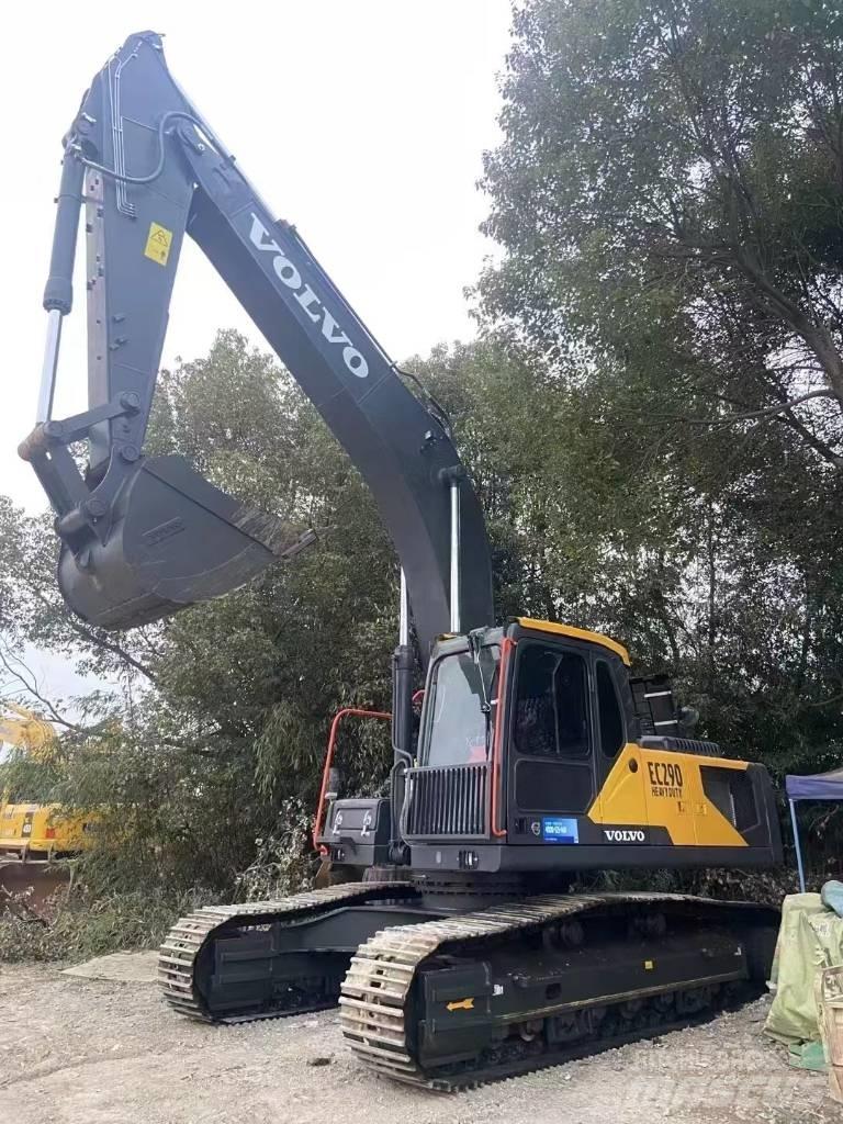 Volvo 290D Kāpurķēžu ekskavatori