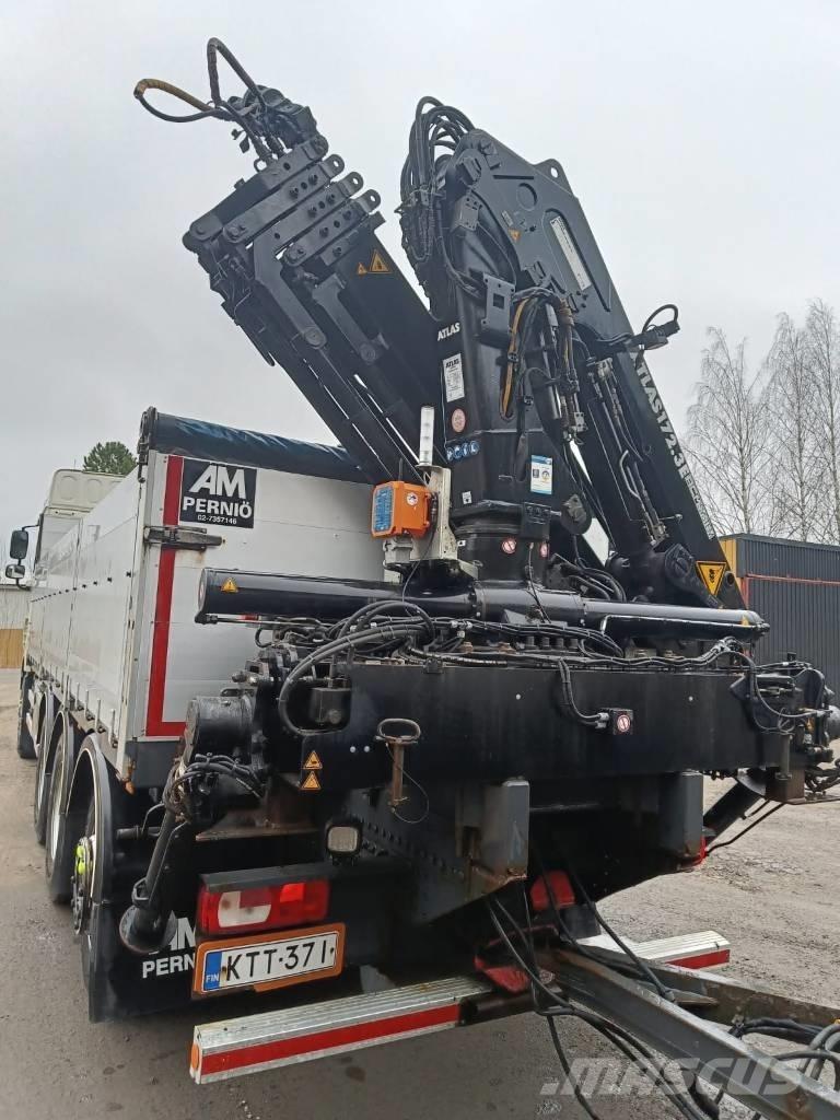 DAF XF 530 FAW Smagās mašīnas ar celtni