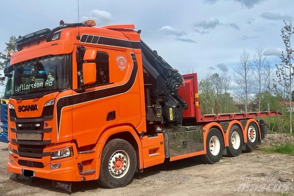 Scania R 500 Smagās mašīnas ar celtni