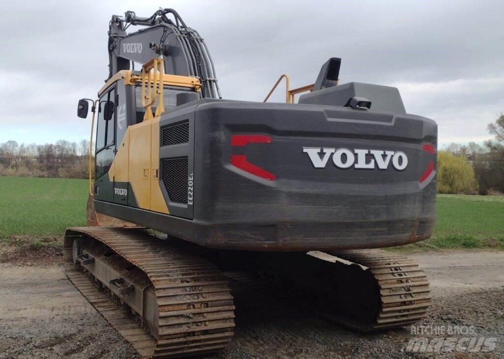 Volvo EC220EL Kāpurķēžu ekskavatori