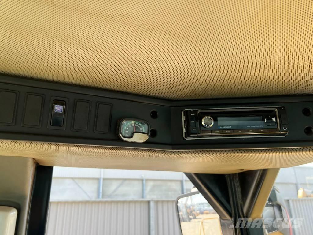 CAT 824H Riteņu buldozeri