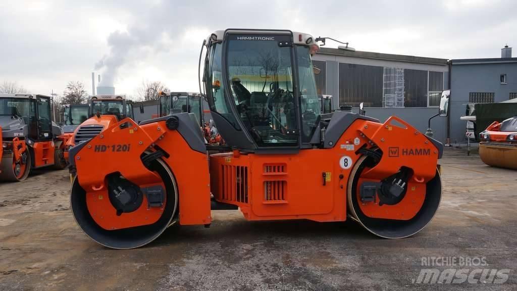 Hamm HD+120iVV Divvalču grunts veltņi